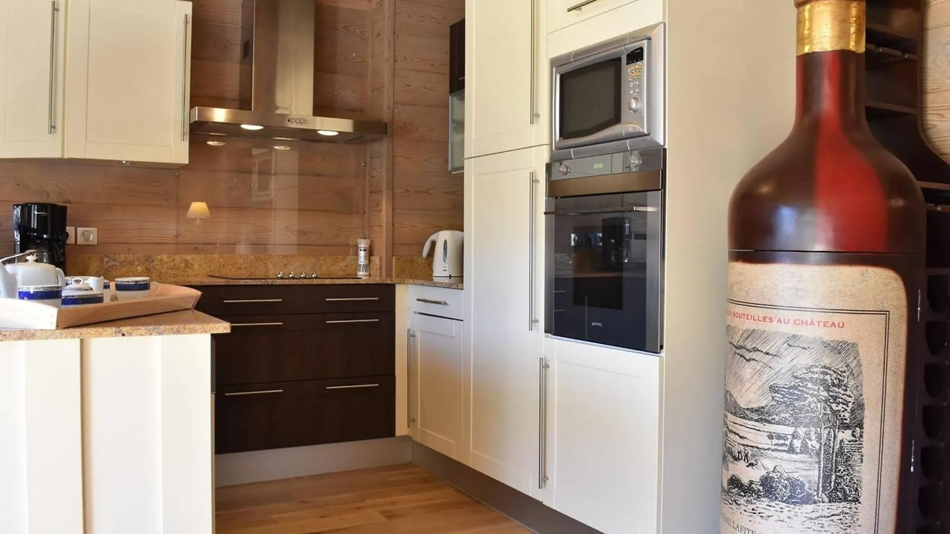 Appartement 4 Pieces Pour 6 Personnes, Meribel - Equipements Modernes, Balcons, Parking, Wifi, 4 Etoiles - Fr-1-180-615 Les Allues 0*,  France